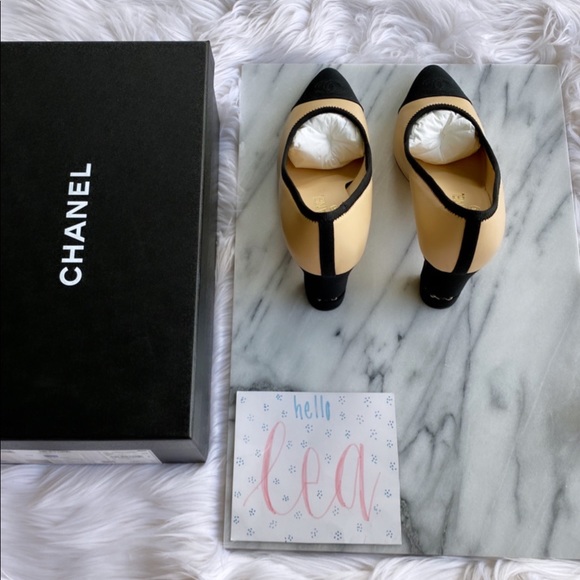 Chanel Beige & Black Two-Tone Pumps/Heels, Euro 39 - Picture 4 of 6